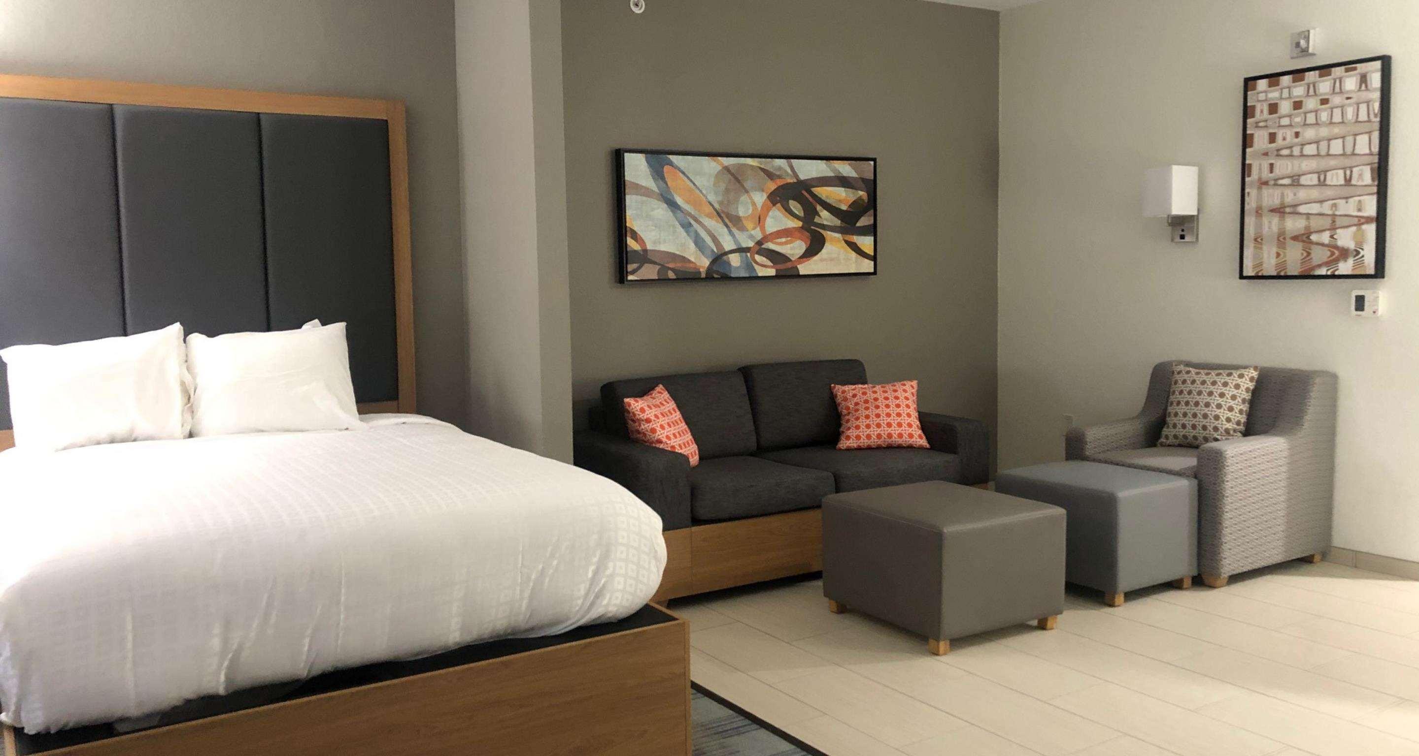 La Quinta Inn & Suites By Wyndham Coralville Iowa City 外观 照片