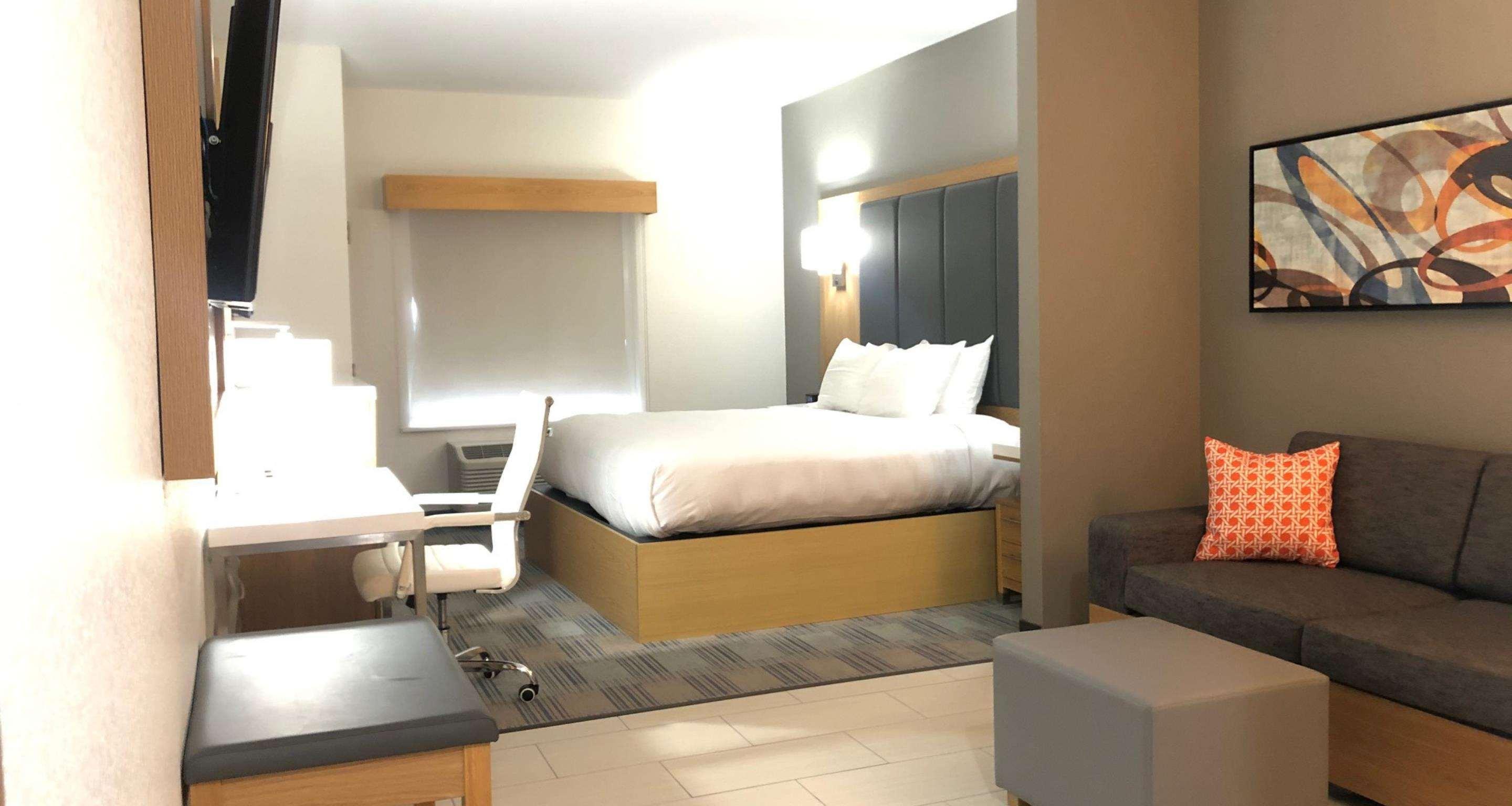 La Quinta Inn & Suites By Wyndham Coralville Iowa City 外观 照片
