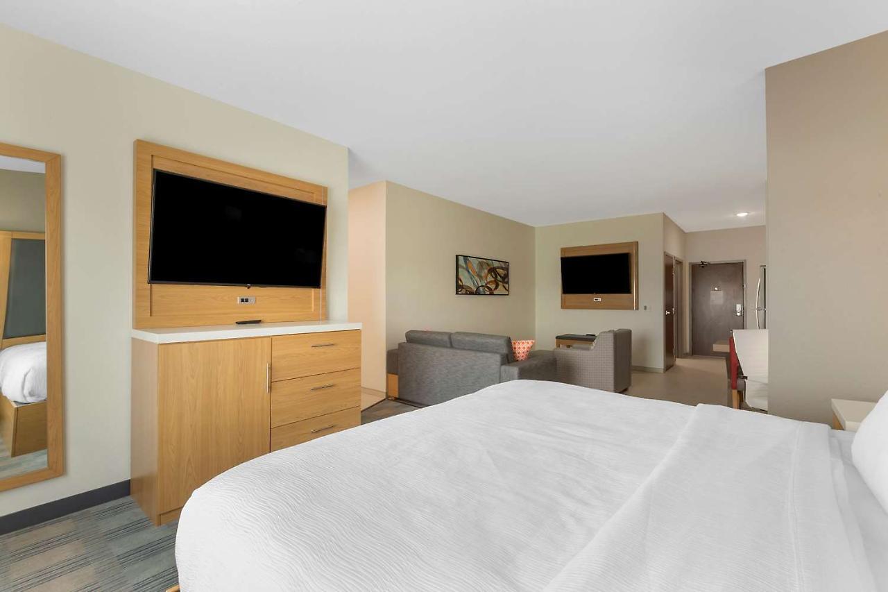 La Quinta Inn & Suites By Wyndham Coralville Iowa City 外观 照片