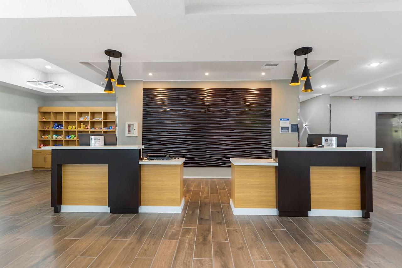 La Quinta Inn & Suites By Wyndham Coralville Iowa City 外观 照片