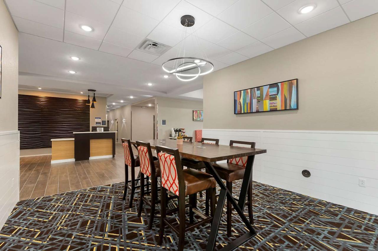 La Quinta Inn & Suites By Wyndham Coralville Iowa City 外观 照片