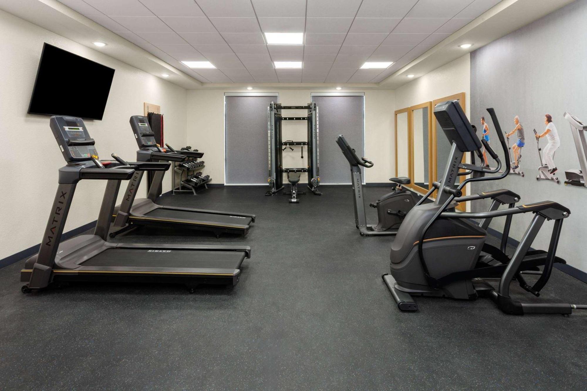 La Quinta Inn & Suites By Wyndham Coralville Iowa City 外观 照片